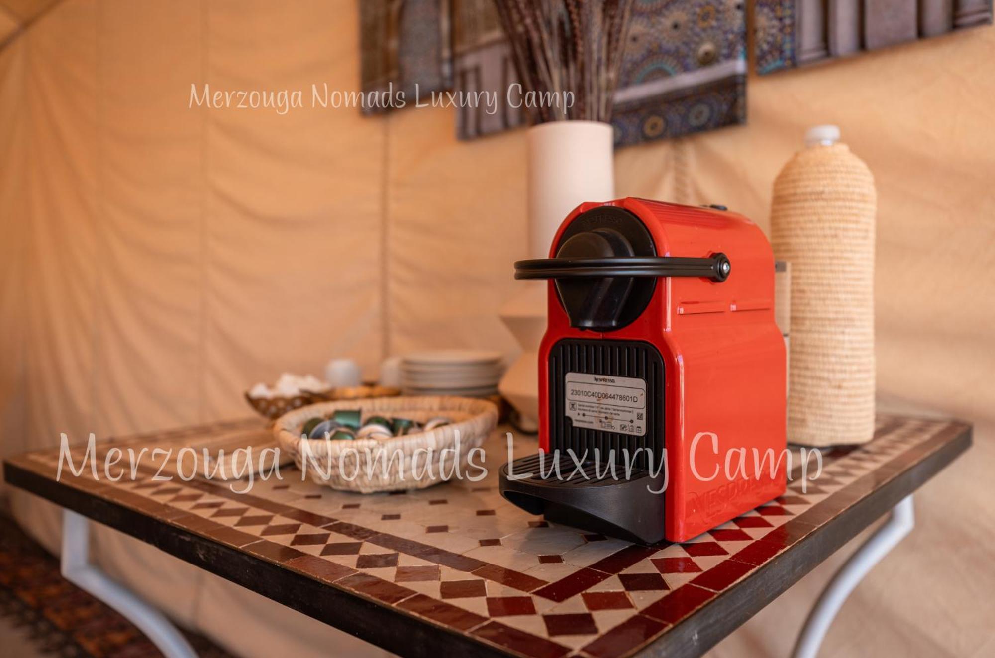 Merzouga Nomads Luxury Camp 外观 照片