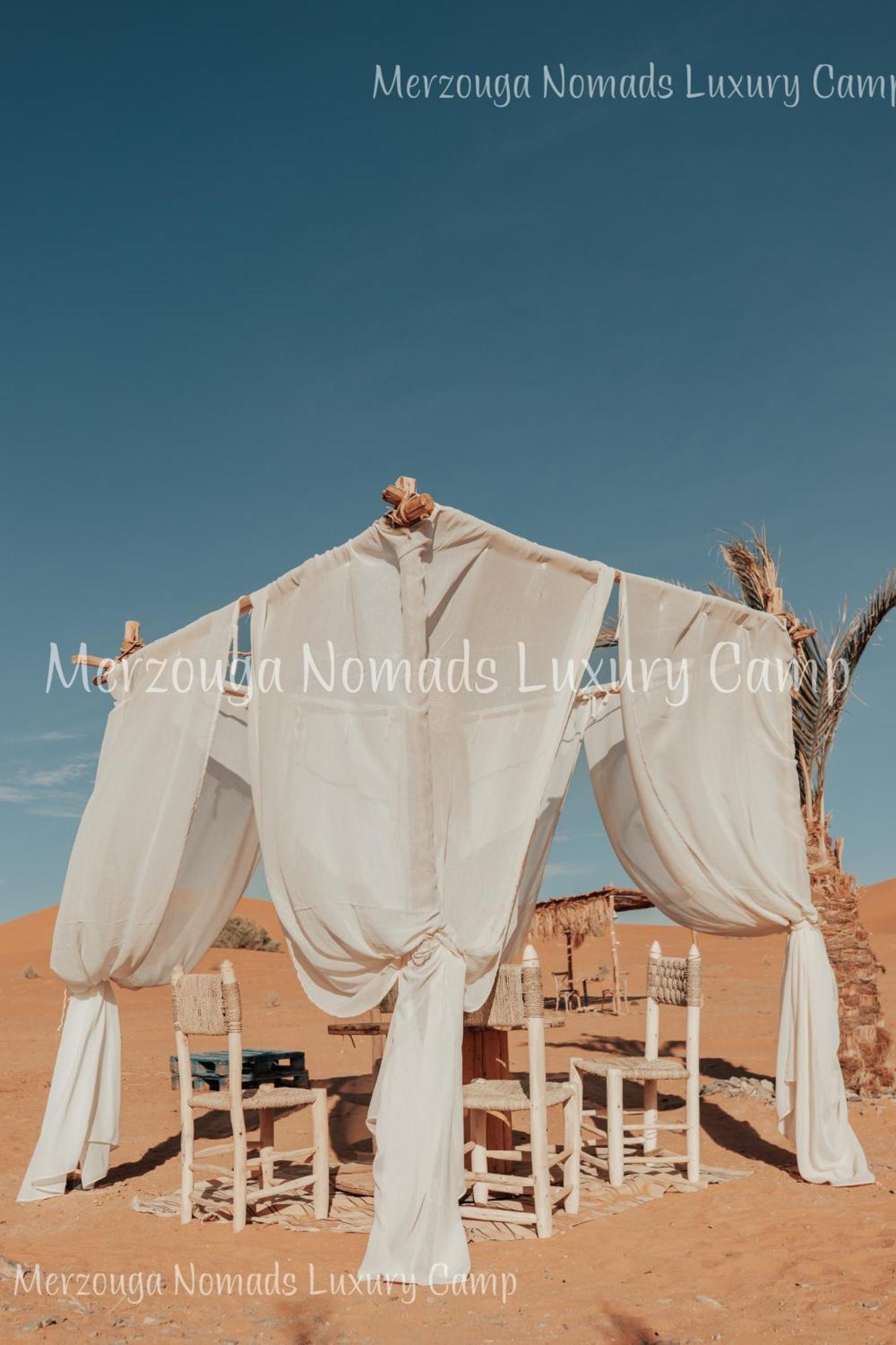Merzouga Nomads Luxury Camp 外观 照片