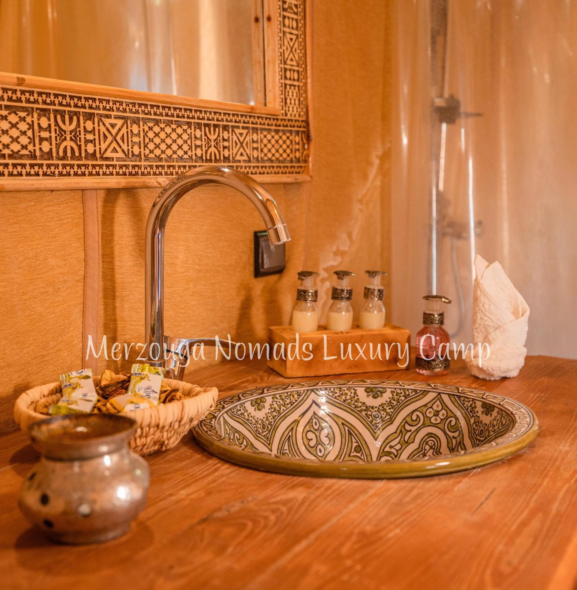 Merzouga Nomads Luxury Camp 外观 照片