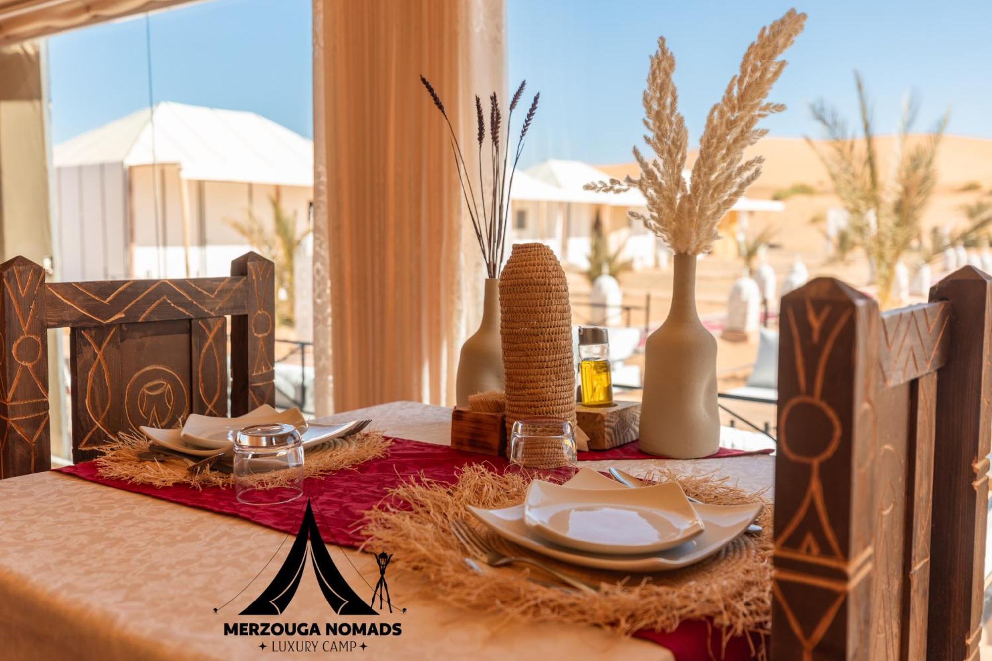 Merzouga Nomads Luxury Camp 外观 照片
