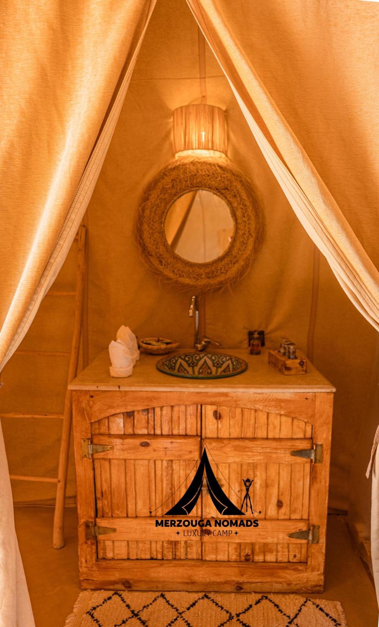 Merzouga Nomads Luxury Camp 外观 照片